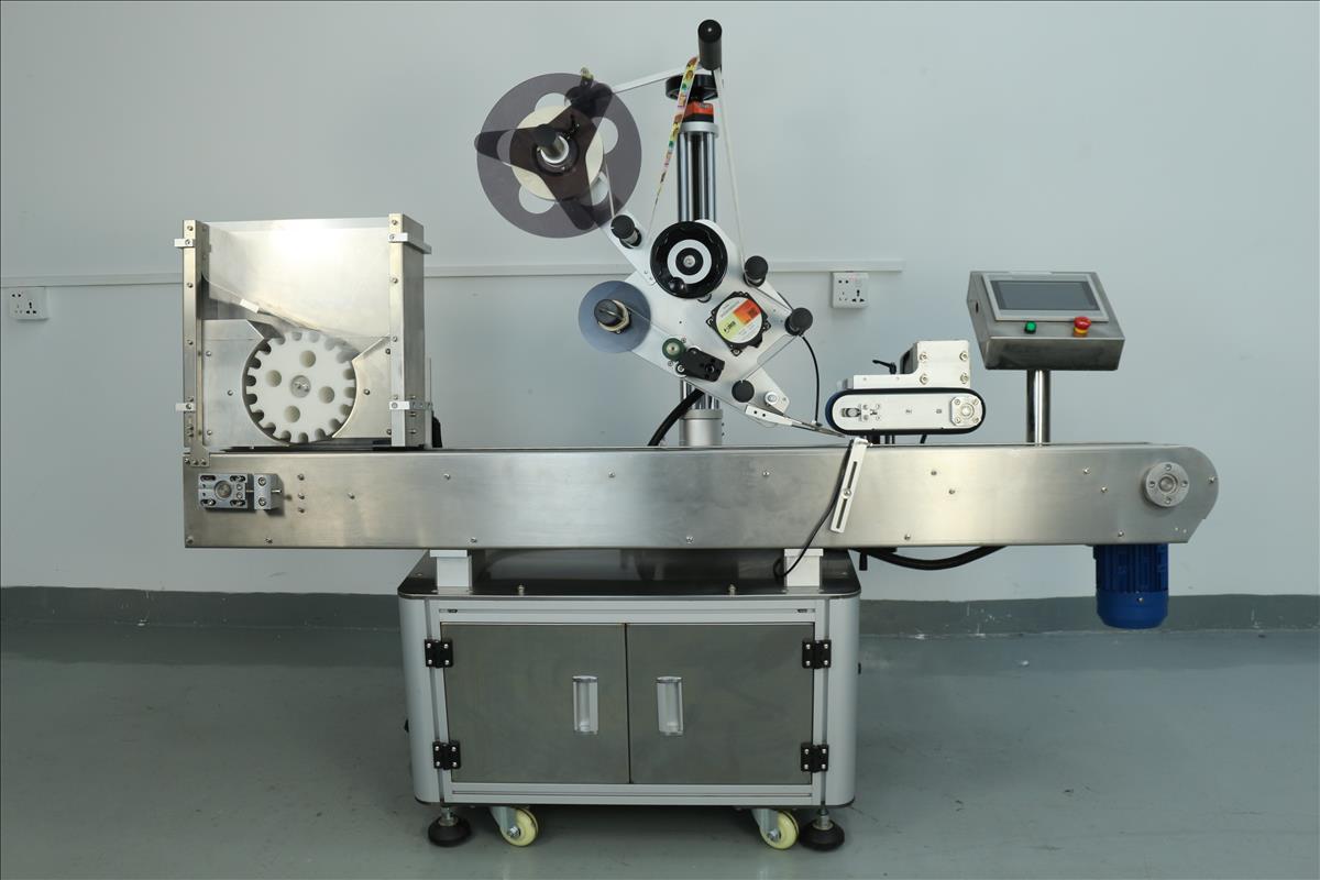 【尚立】貼標機為什么會貼標簽時產生氣泡？貼標機貼標簽時產生氣泡如何有效解決？